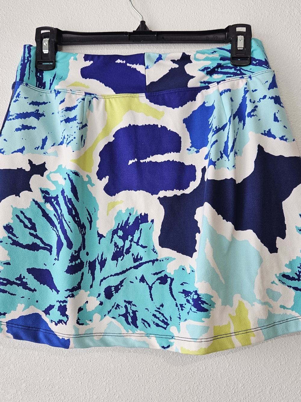 Title Nine Blue & Aqua Floral Print Skirt with Lime Accents Size Small